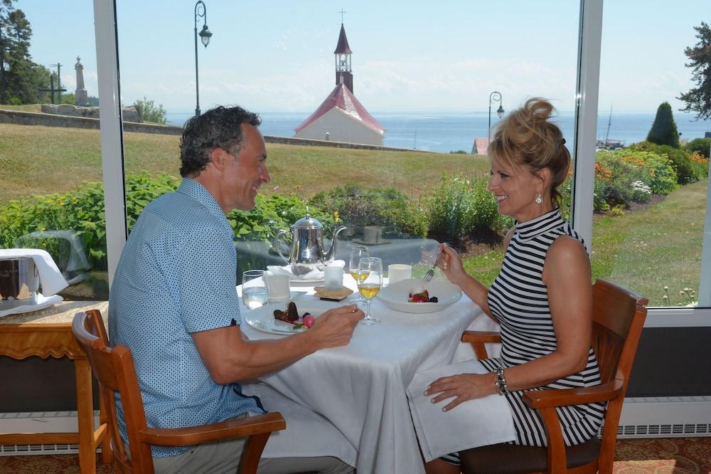 Hotel Tadoussac Zewnętrze zdjęcie