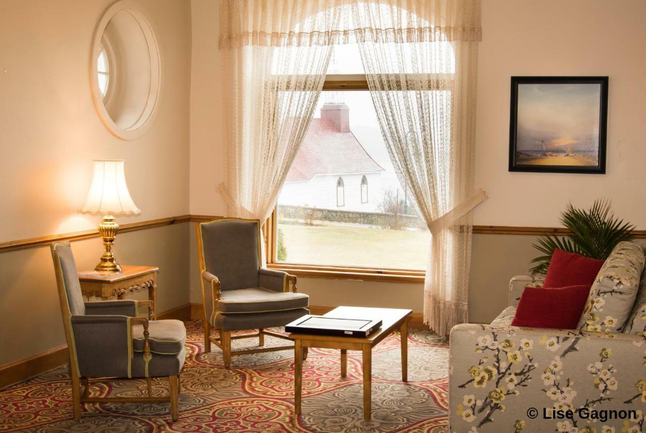 Hotel Tadoussac Zewnętrze zdjęcie
