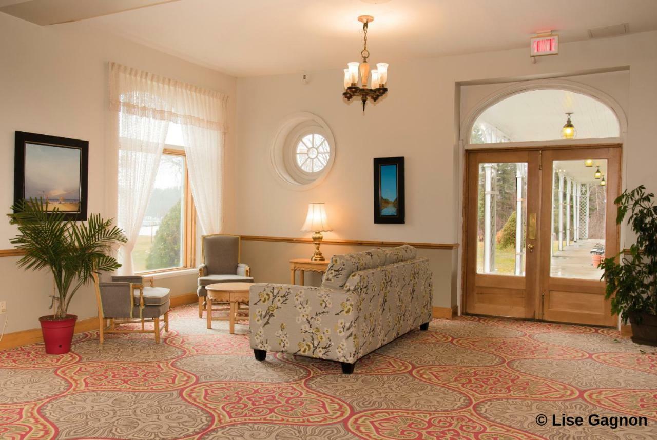 Hotel Tadoussac Zewnętrze zdjęcie